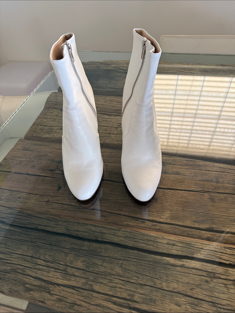 Steve Madden Women’s White Leather Zip-side Ankle Boots